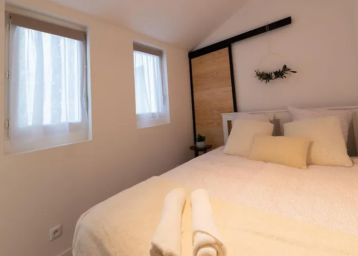 Le Nid Douillet : Superbe + Jardin Privatif Appartement *